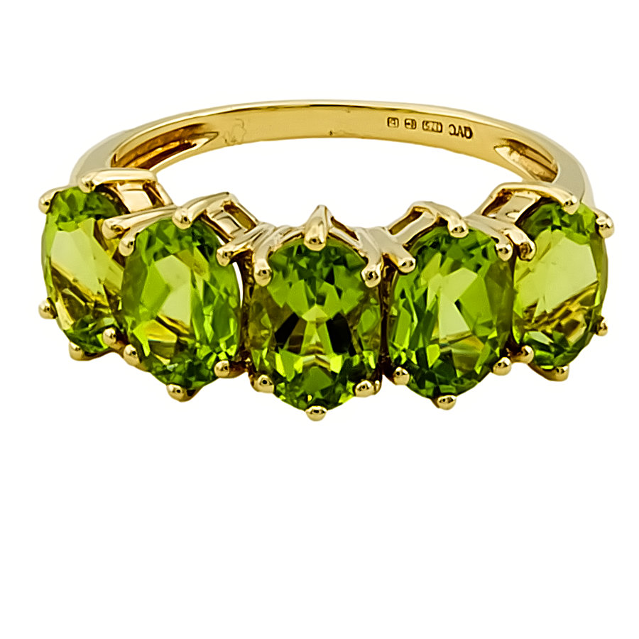 9ct Gold Peridot 5 Stone Ring size O